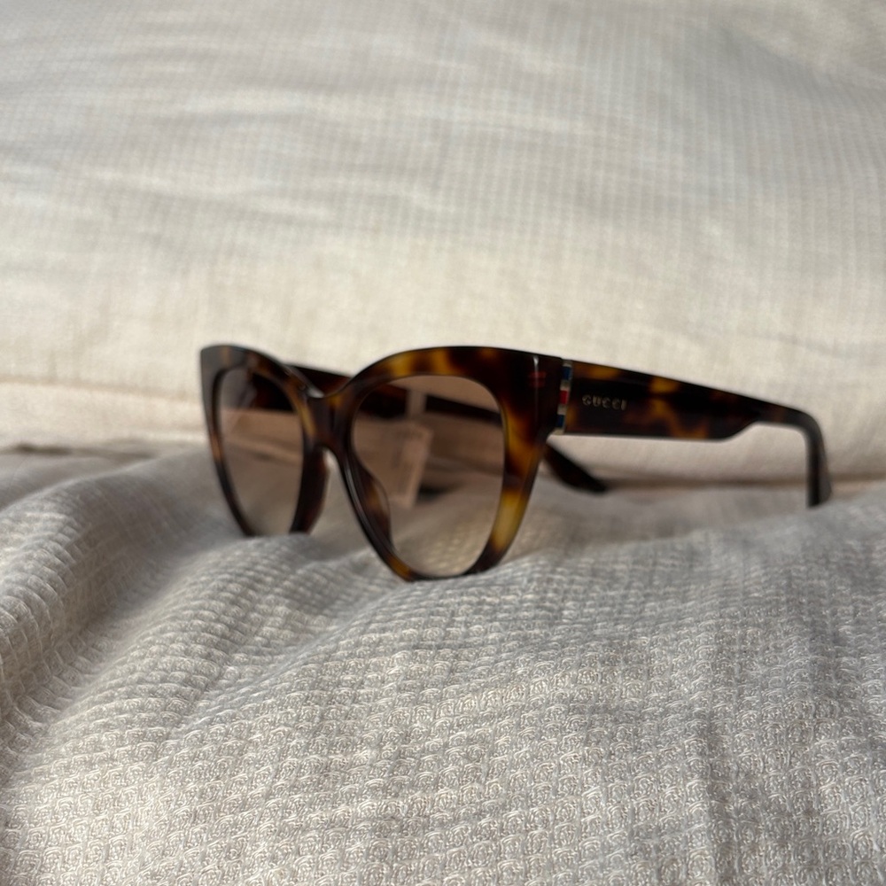 Gucci Brown Tortoise Glasses
